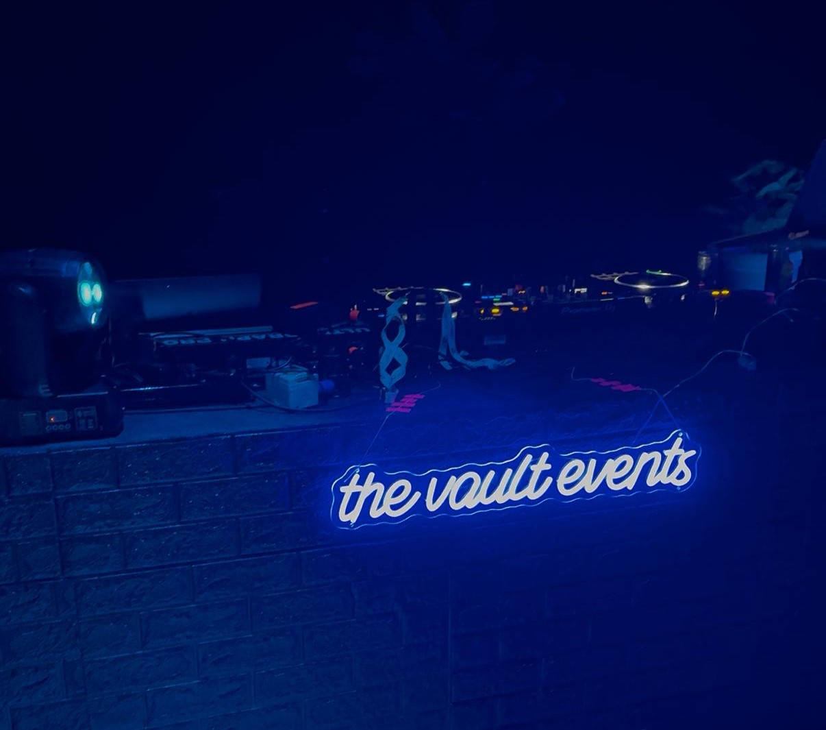 Logo The Vault Events